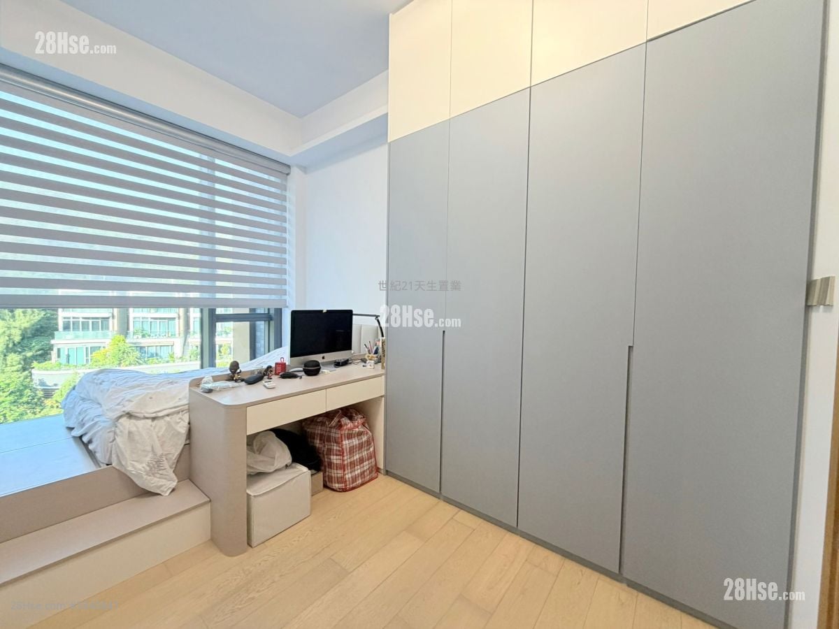 The Bloomsway Sell 4 Bedrooms , 3 Bathrooms 1,274 ft²