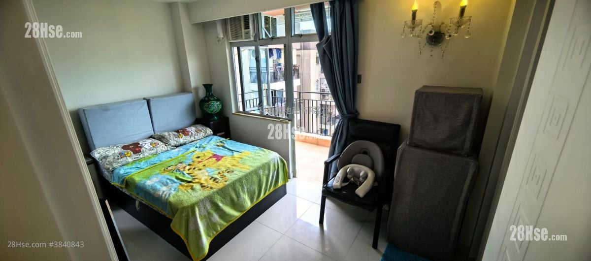 Mei Foo Sun Chuen Sell 3 Bedrooms , 2 Bathrooms 927 ft²