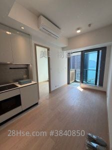 Seasons Place Sell 1 Bedroom , 1 Bathroom 330 ft²