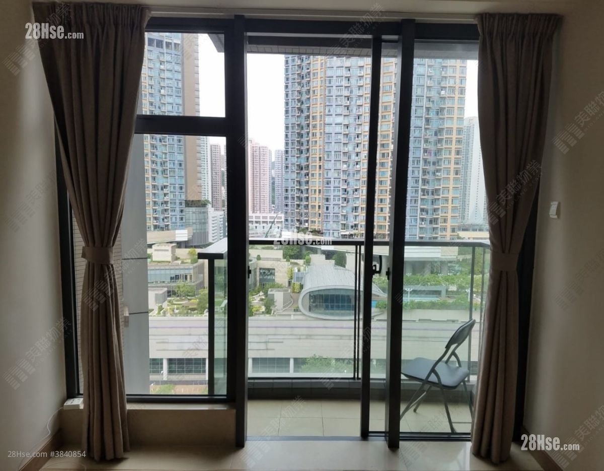 The Wings Sell 3 Bedrooms 771 ft²