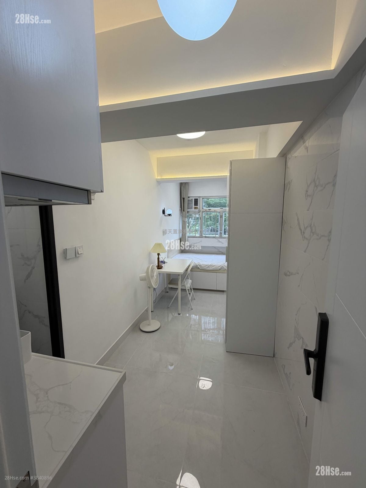 Man Cheong Building Rental Studio , 1 Bathroom 160 ft²