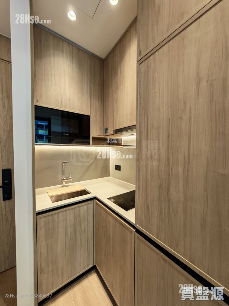 Hava Sell 1 Bedroom 286 ft²