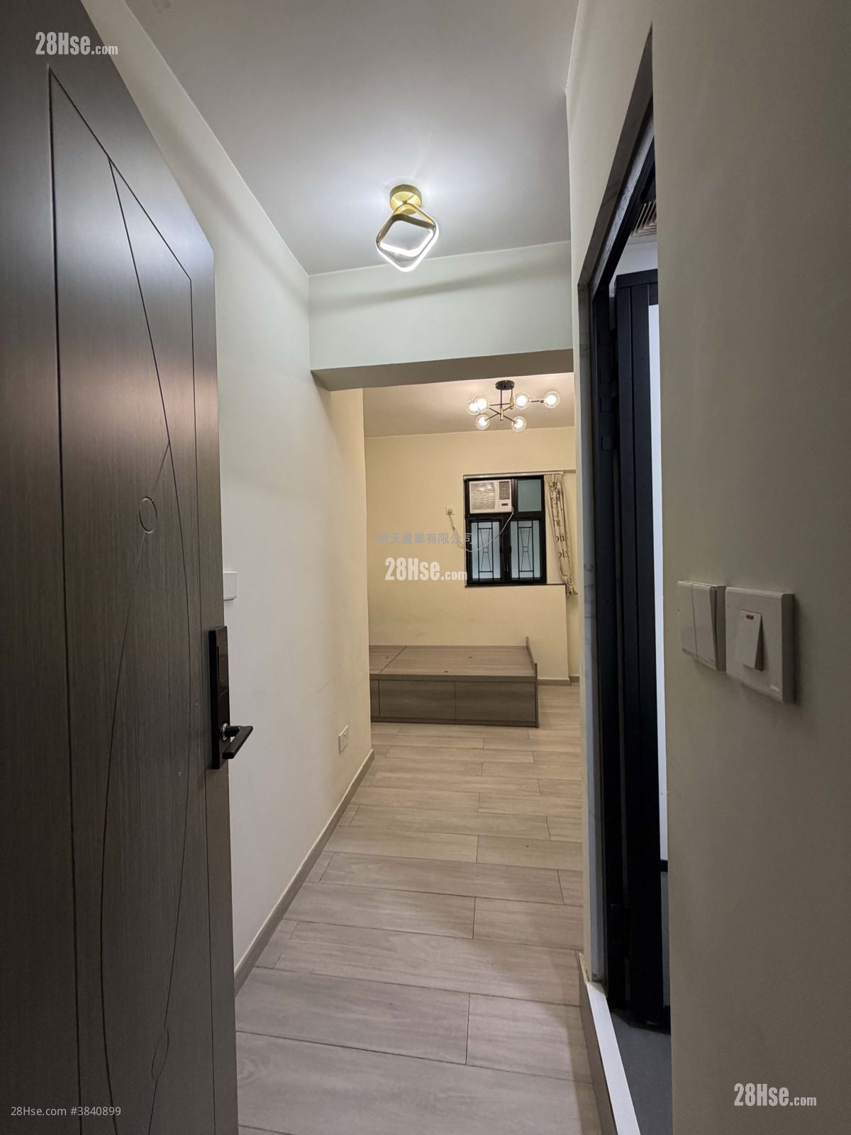 Man Wah Building Rental 1 Bedroom , 1 Bathroom 130 ft²