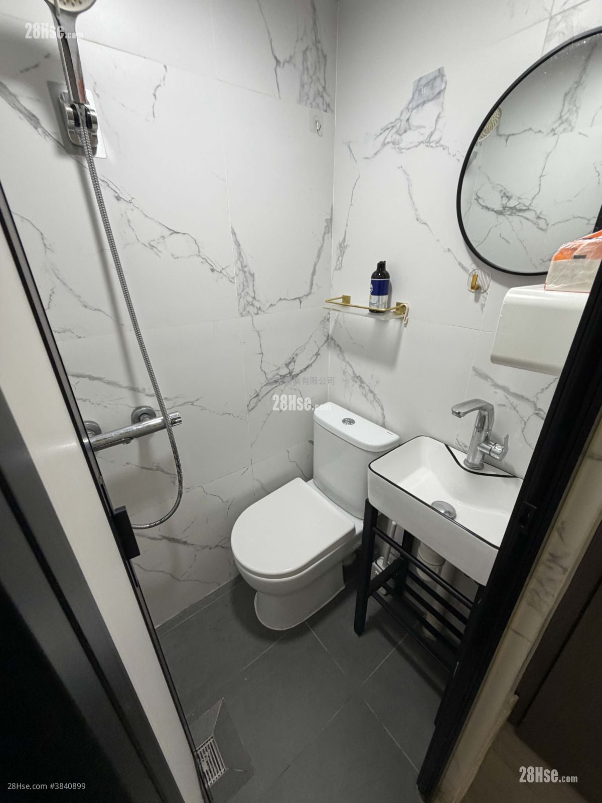 Man Wah Building Rental 1 Bedroom , 1 Bathroom 130 ft²