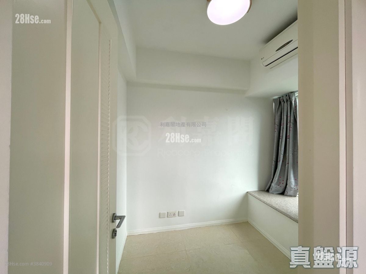 The Beaumount Sell 2 Bedrooms , 1 Bathroom 498 ft²