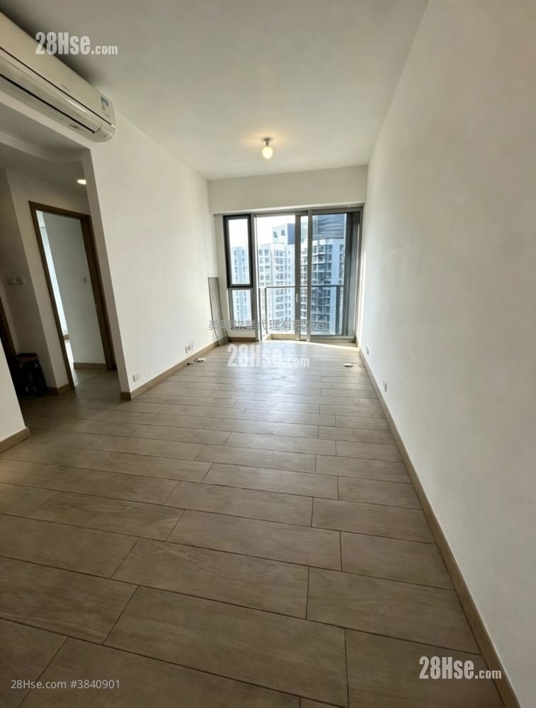 Century Link Sell 3 Bedrooms 572 ft²