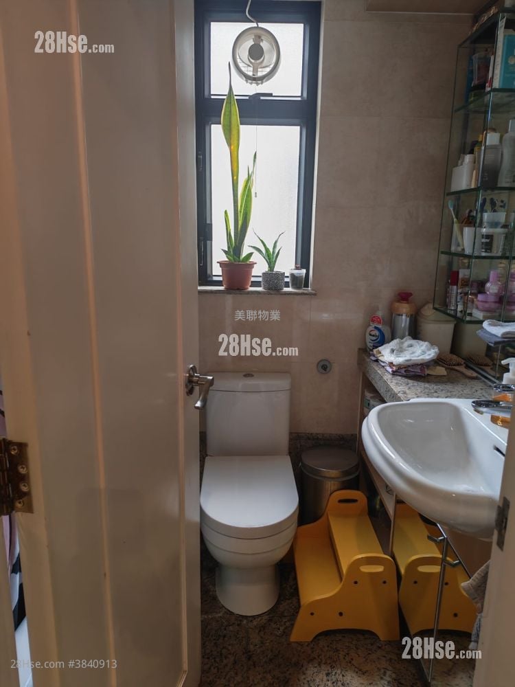 Park Island Sell 3 Bedrooms , 2 Bathrooms 1,129 ft²