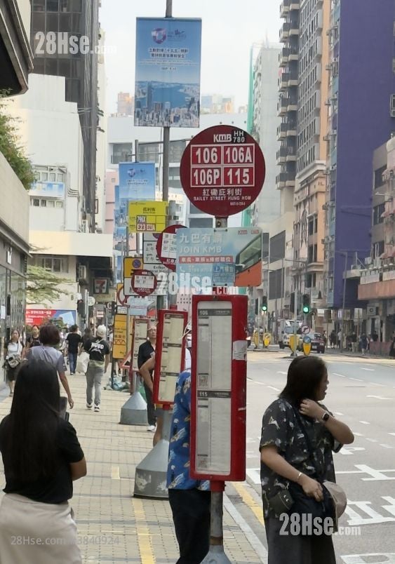 其它: 附近巴士站