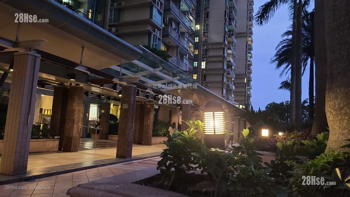 Sky Tower Sell 2 Bedrooms , 1 Bathroom 521 ft²