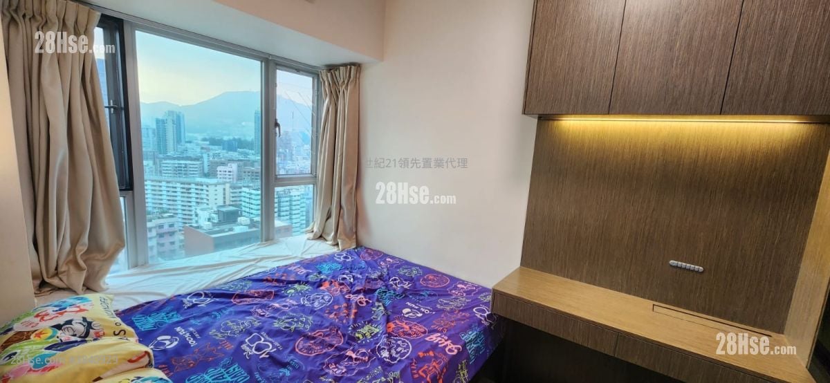 Sky Tower Sell 2 Bedrooms , 1 Bathroom 521 ft²