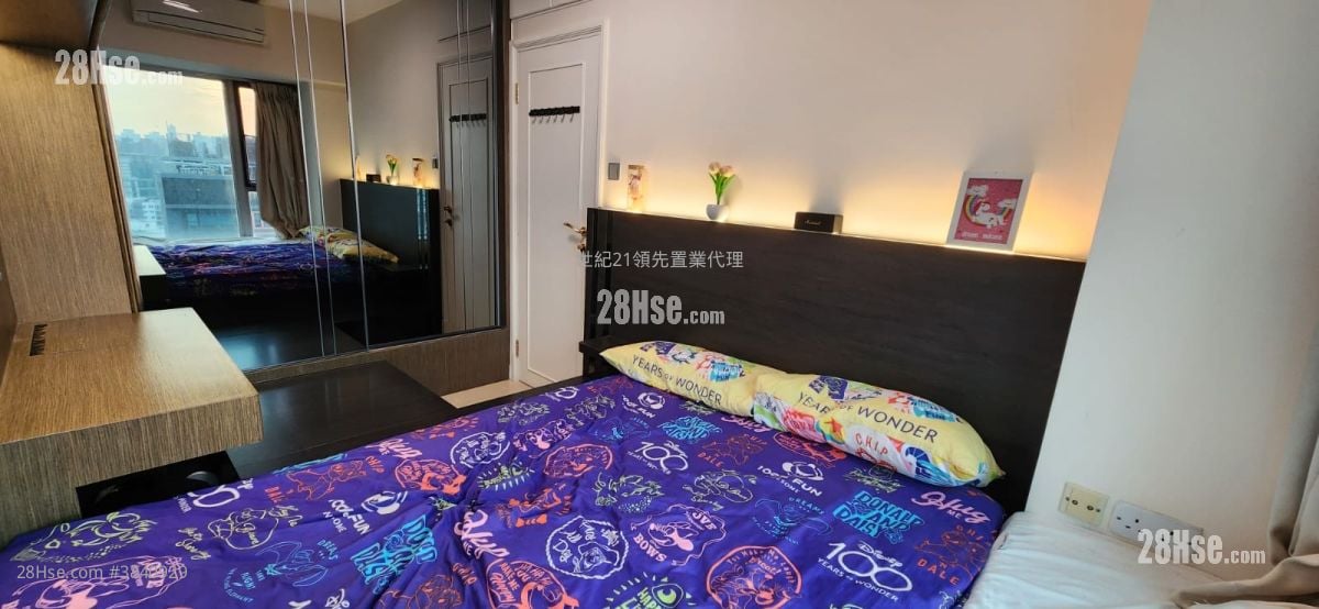 Sky Tower Sell 2 Bedrooms , 1 Bathroom 521 ft²