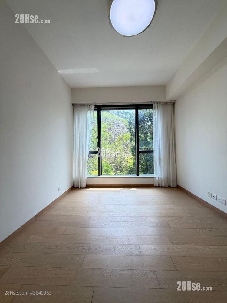 The Bloomsway Rental 5+ Bedrooms , 4 Bathrooms 1,405 ft²