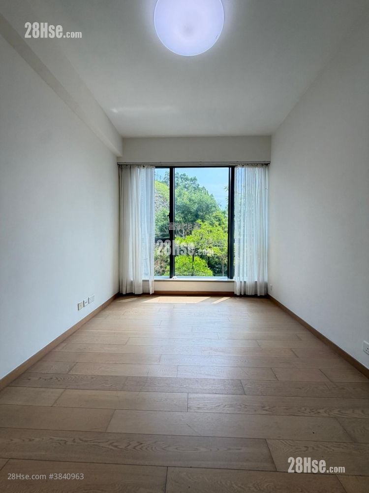 The Bloomsway Rental 5+ Bedrooms , 4 Bathrooms 1,405 ft²