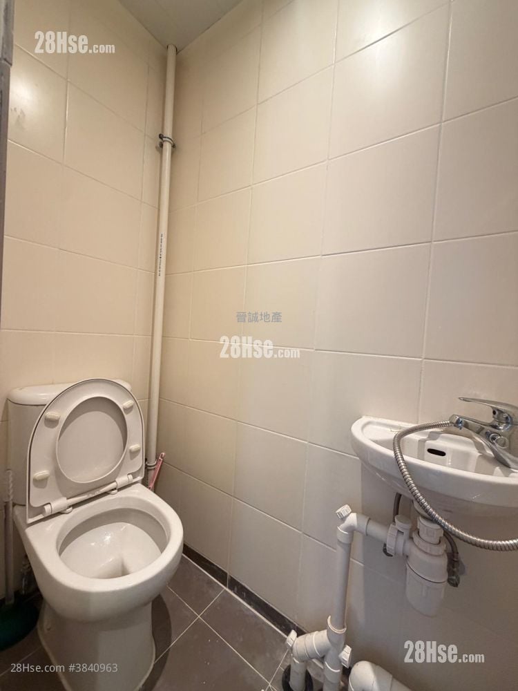 The Bloomsway Rental 5+ Bedrooms , 4 Bathrooms 1,405 ft²