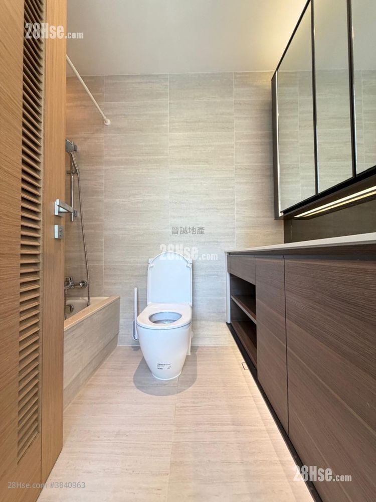 The Bloomsway Rental 5+ Bedrooms , 4 Bathrooms 1,405 ft²