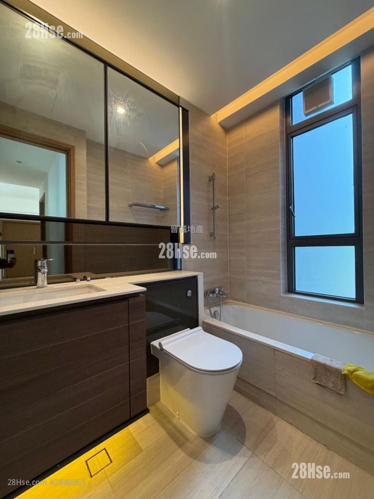 The Bloomsway Rental 5+ Bedrooms , 4 Bathrooms 1,405 ft²