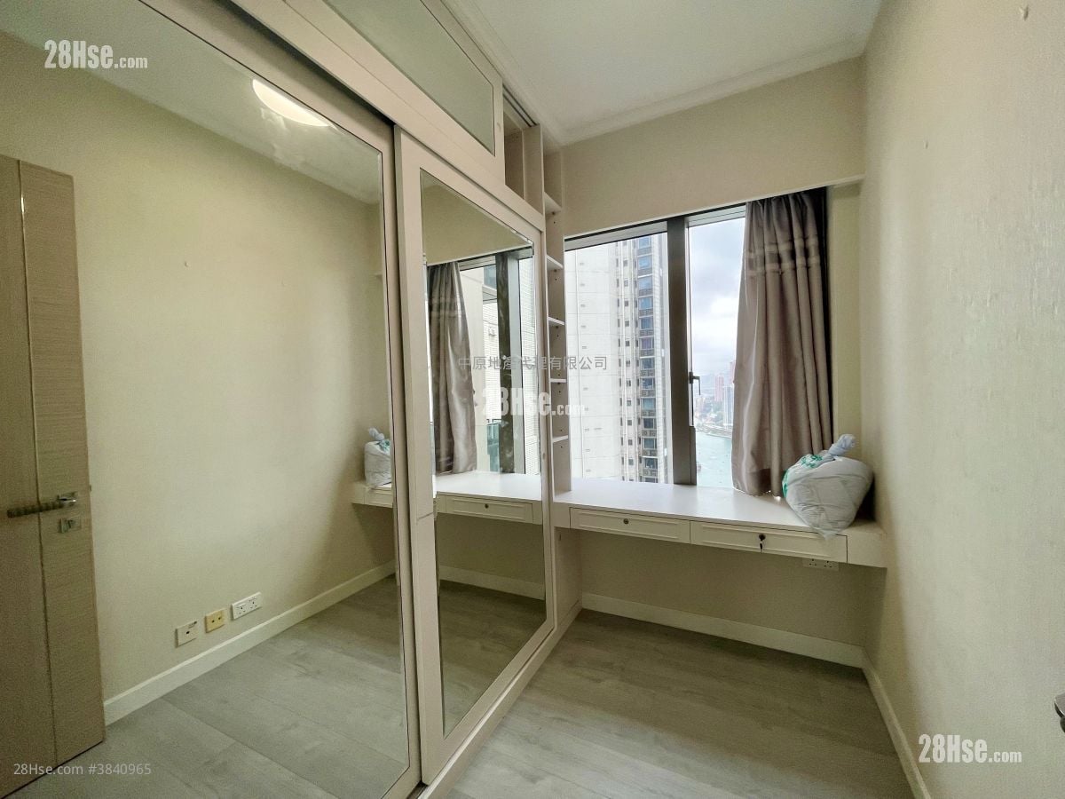 Ocean Pride Sell 3 Bedrooms 773 ft²