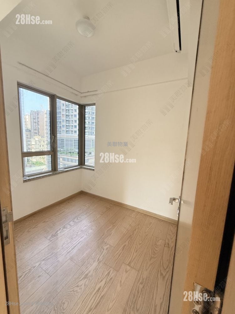 Seaside Sonata Sell 3 Bedrooms , 2 Bathrooms 786 ft²
