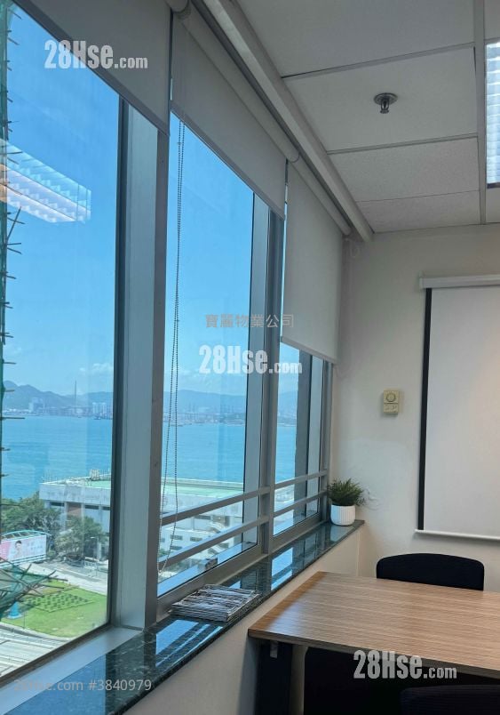 118 Connaught Rd. W. Rental 1 Bedroom