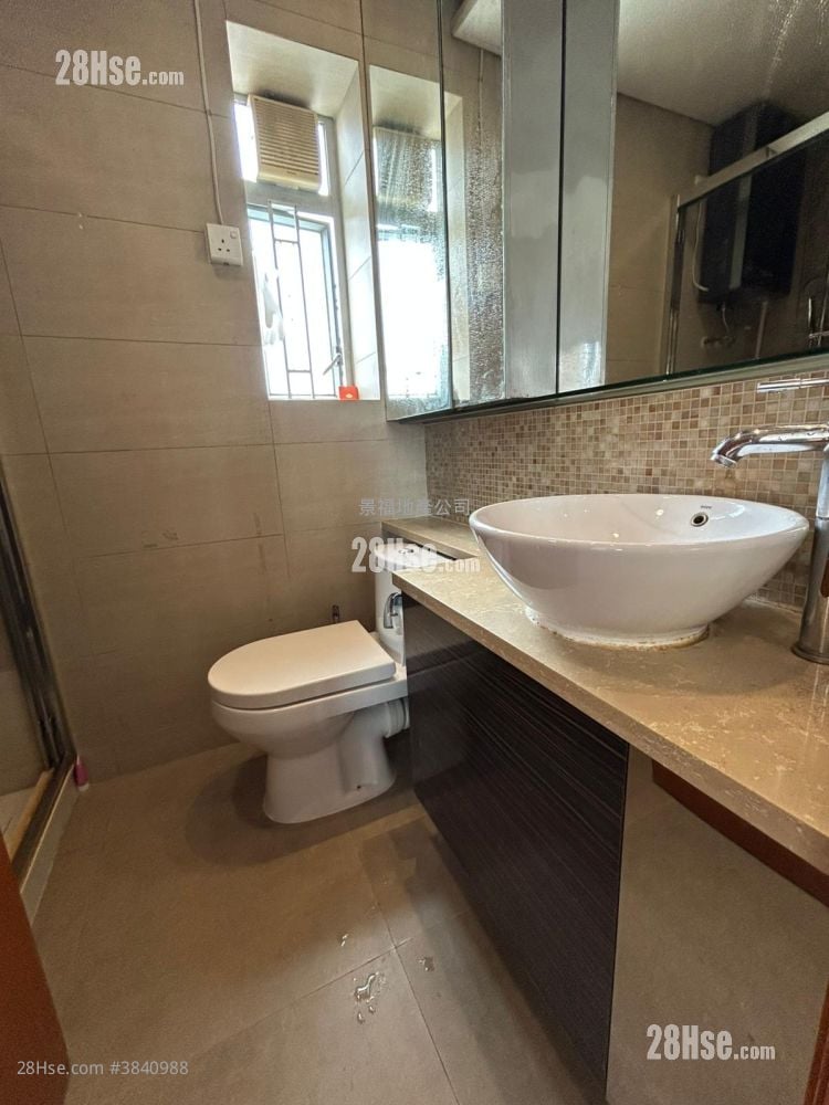 I-Home Rental 4 Bedrooms , 1 Bathroom 524 ft²