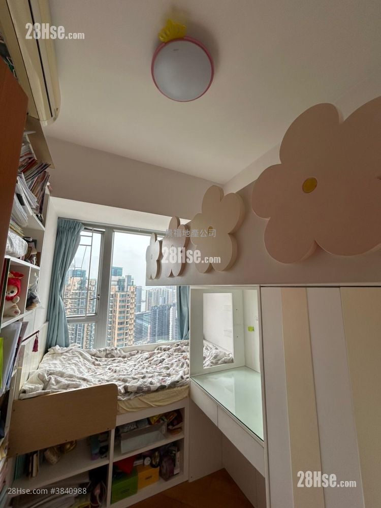 I-Home Rental 4 Bedrooms , 1 Bathroom 524 ft²