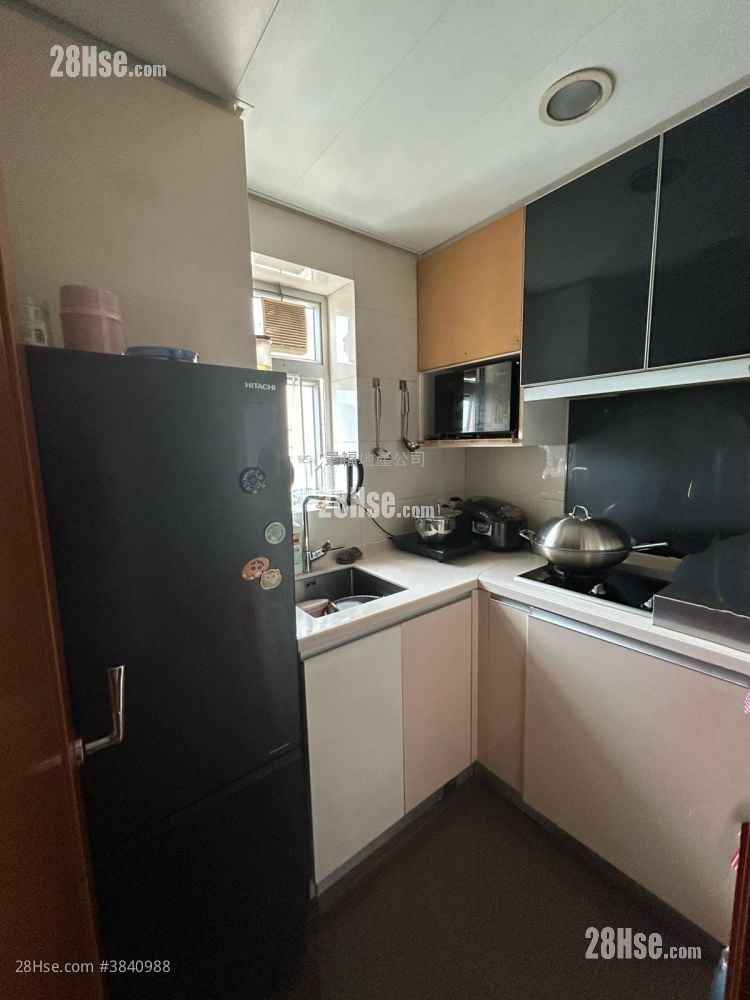 I-Home Rental 4 Bedrooms , 1 Bathroom 524 ft²