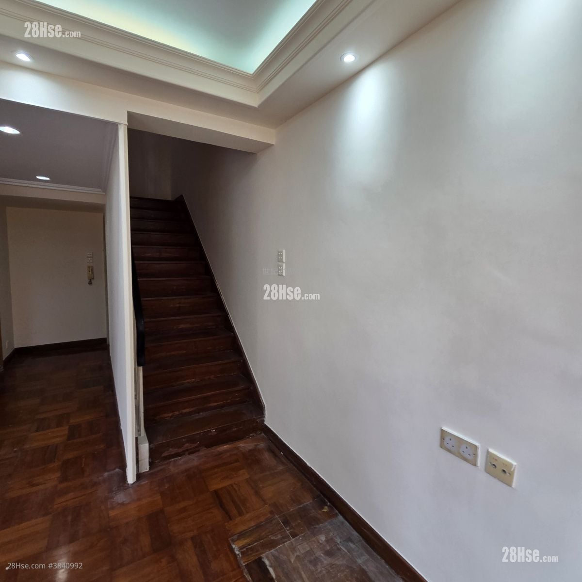 15 Grampian Road Sell 3 Bedrooms , 2 Bathrooms 836 ft²