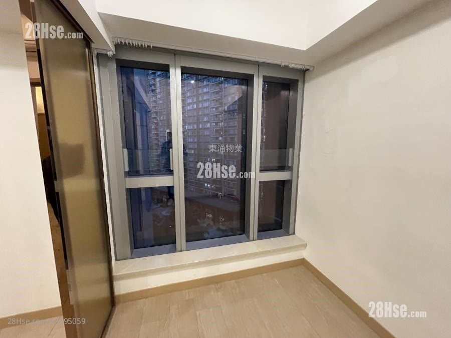 Century Link Rental 1 Bedroom , 1 Bathroom 377 ft²
