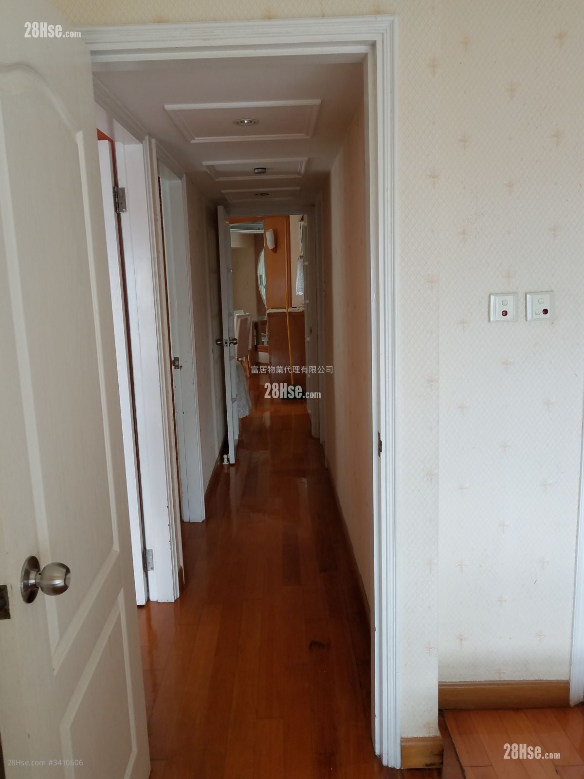 Rhine Garden Sell 3 Bedrooms , 2 Bathrooms 710 ft²
