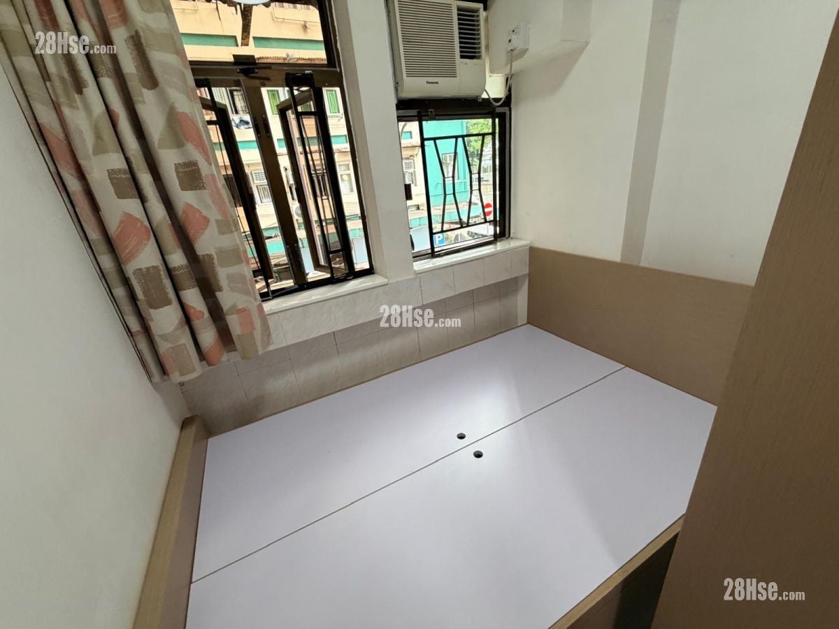 Man Yiu Building Rental 1 Bedroom , 1 Bathroom 160 ft²