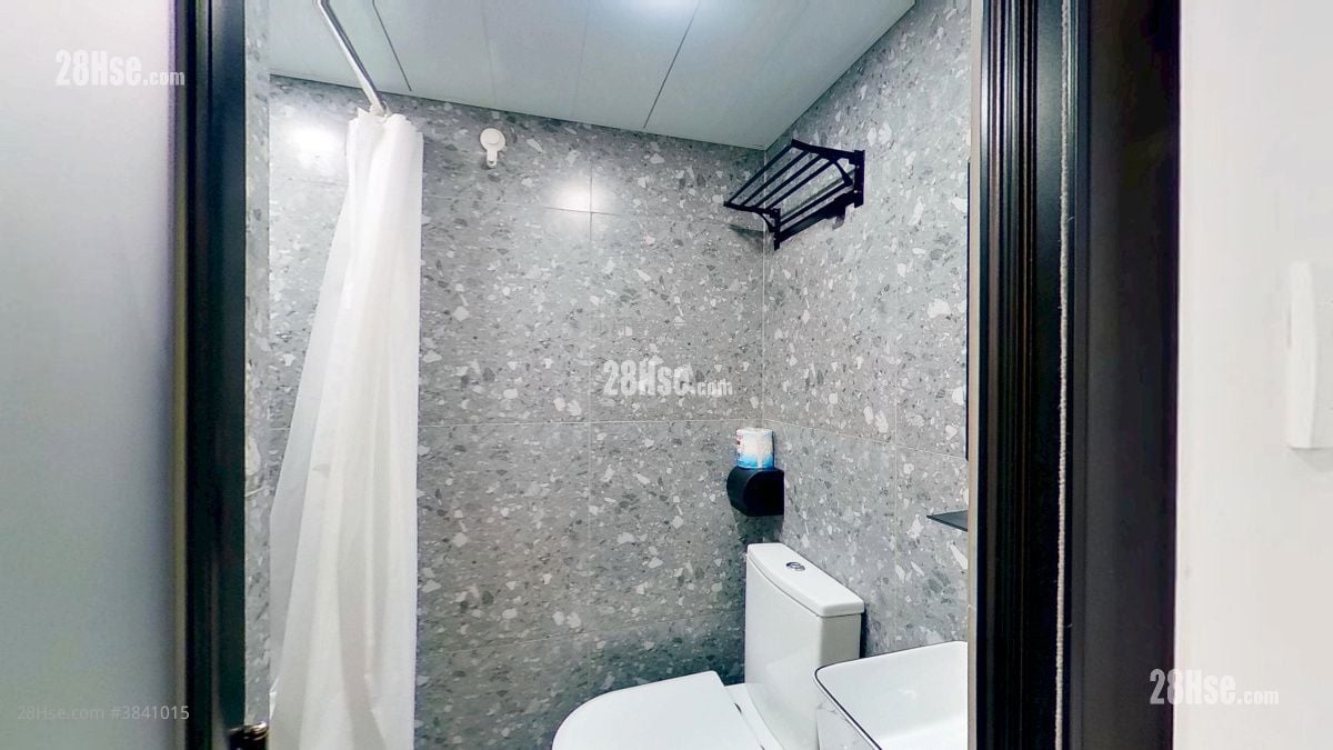 bathroom: 24 Elgin Street Rental 1 Bedroom , 1 Bathroom 200 ft²