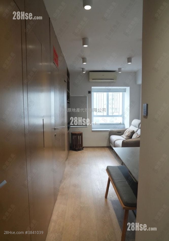 New Kwai Fong Gardens Sell 2 Bedrooms , 1 Bathroom 418 ft²
