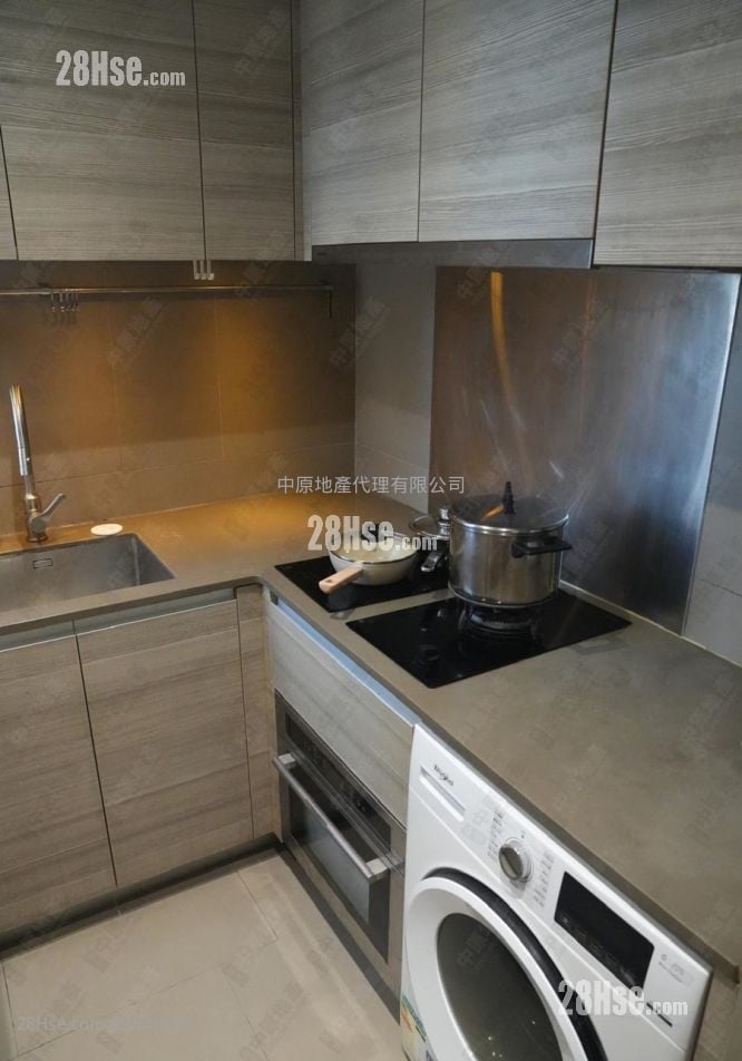 New Kwai Fong Gardens Sell 2 Bedrooms , 1 Bathroom 418 ft²