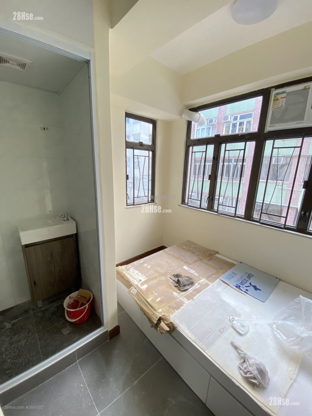 Chinese Mansion Rental Studio 100 ft²