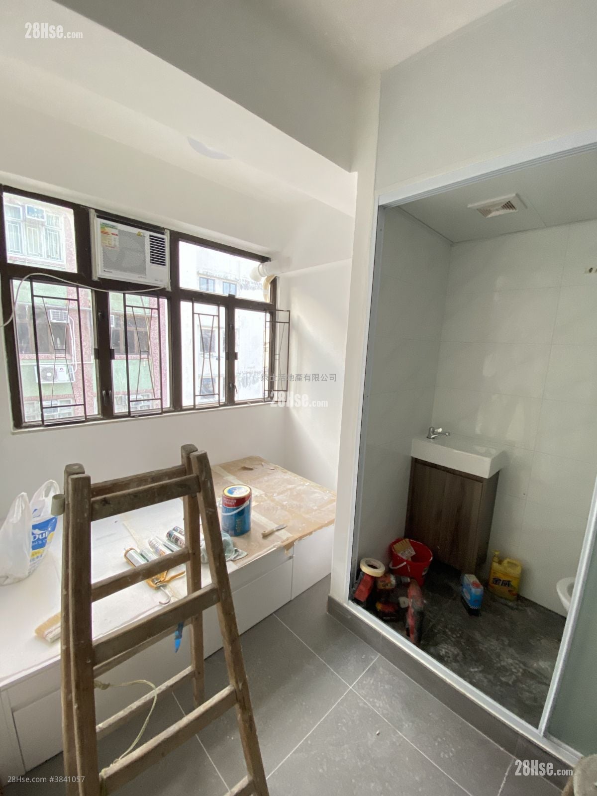 Chinese Mansion Rental Studio 100 ft²