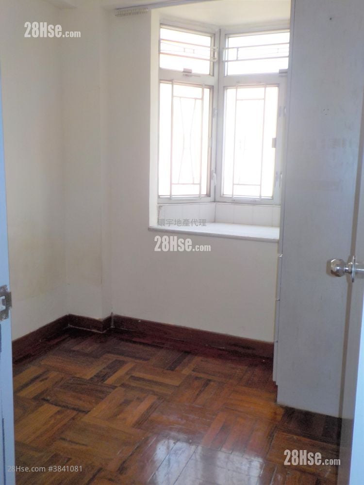 Rich Building Rental 1 Bedroom , 1 Bathroom 297 ft²