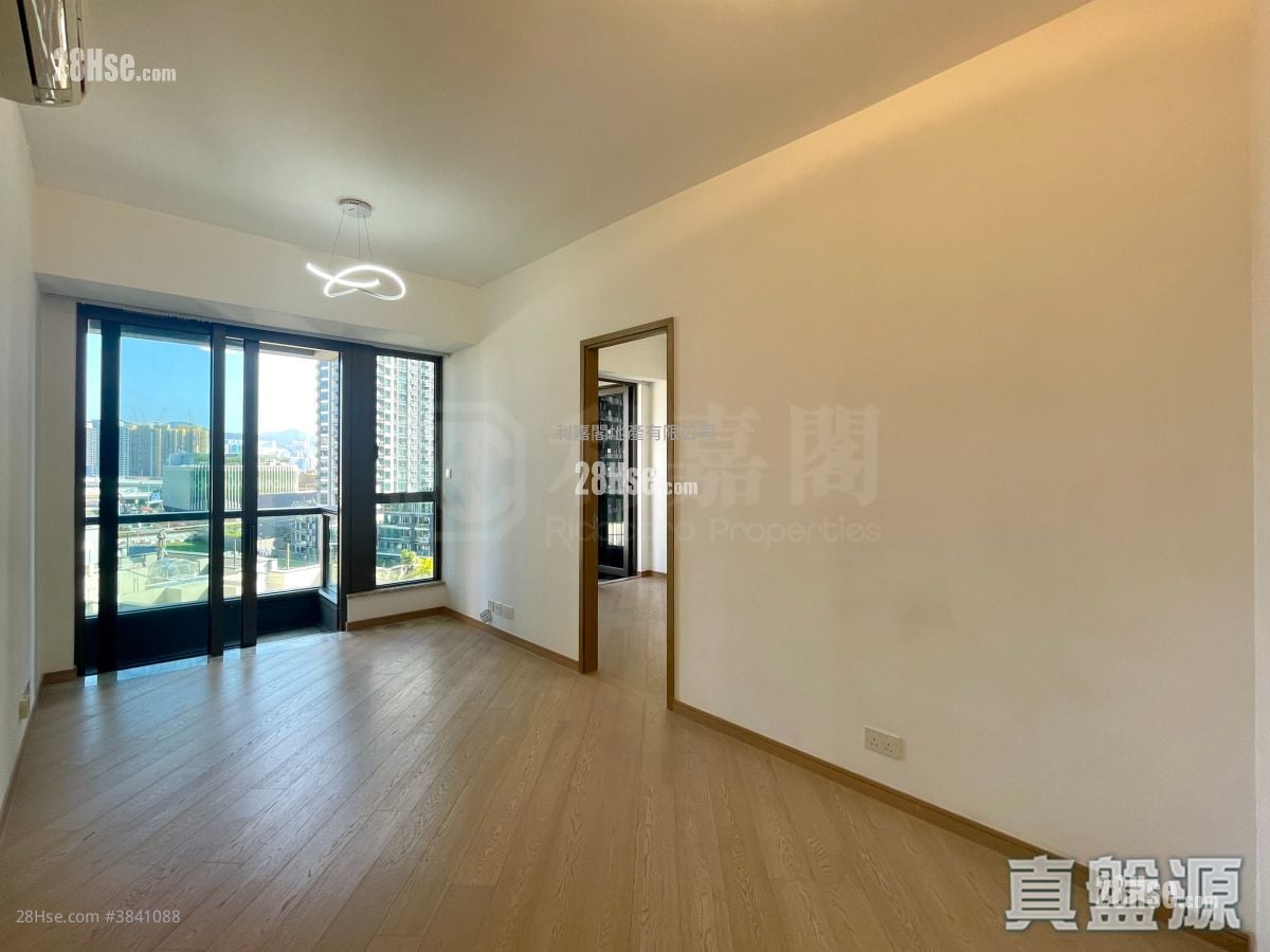 Vibe Centro Rental 2 Bedrooms , 1 Bathroom 504 ft²