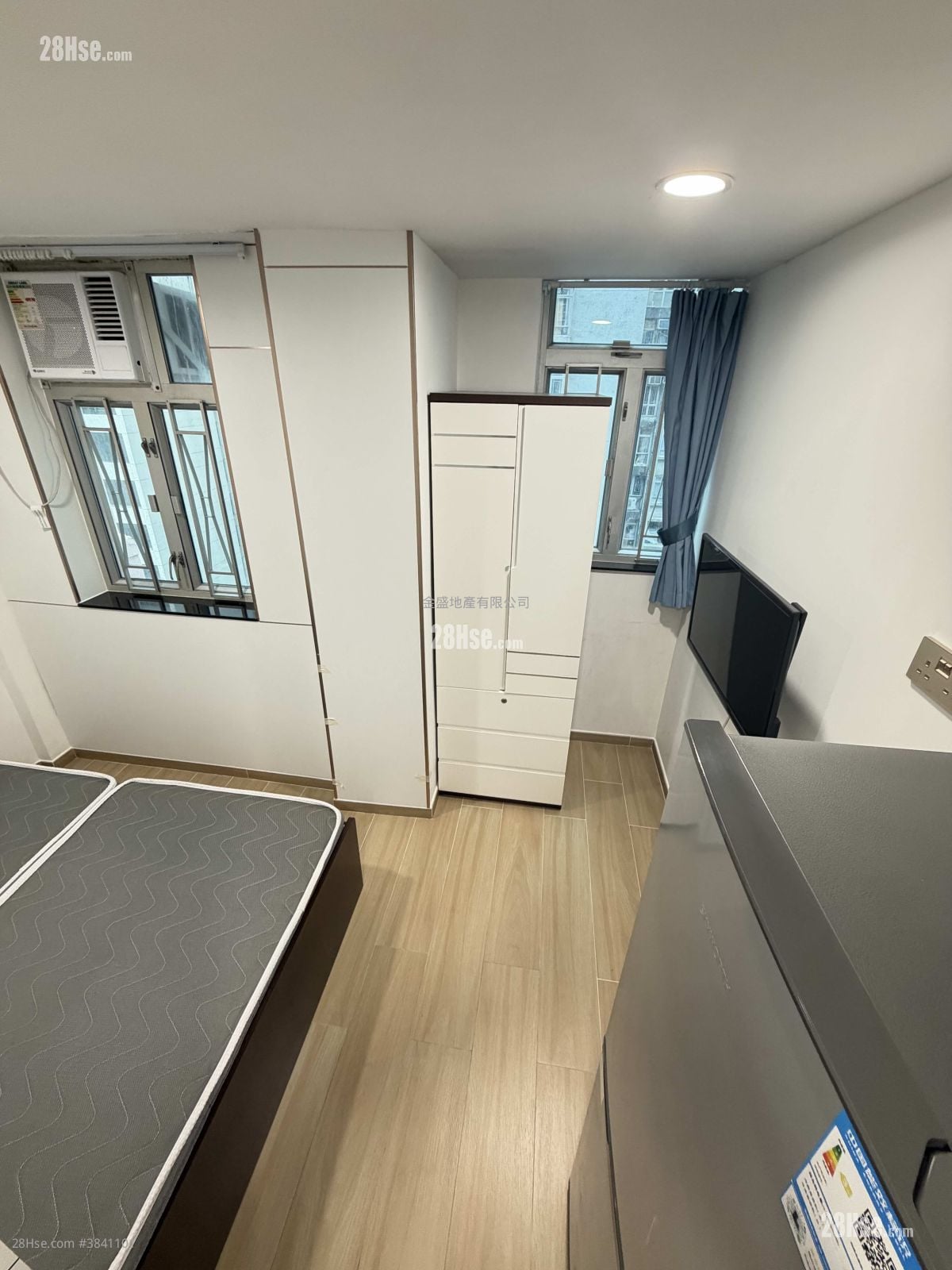 Chinese Mansion Rental 1 Bathroom 130 ft²