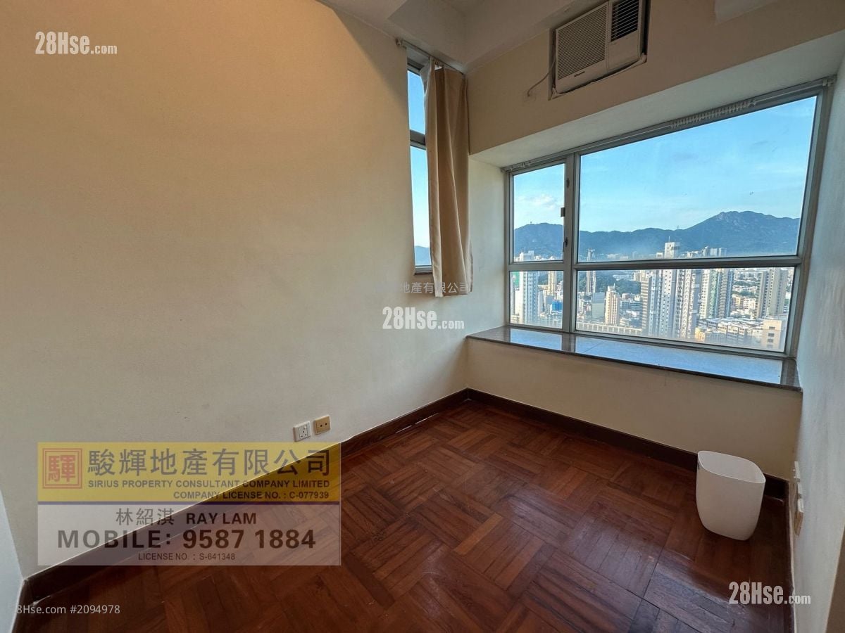 Flourish Mansion Rental 3 Bedrooms , 2 Bathrooms 662 ft²