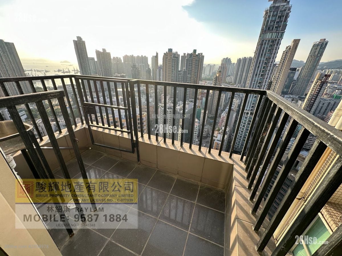 Flourish Mansion Rental 3 Bedrooms , 2 Bathrooms 662 ft²