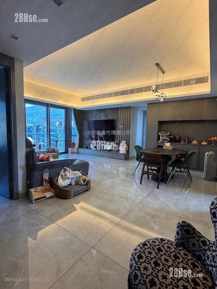 The Regent Sell 1,386 ft²