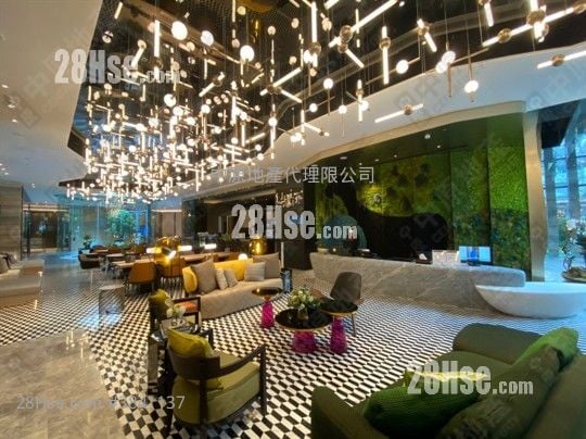 St Martin Sell 3 Bedrooms 714 ft²