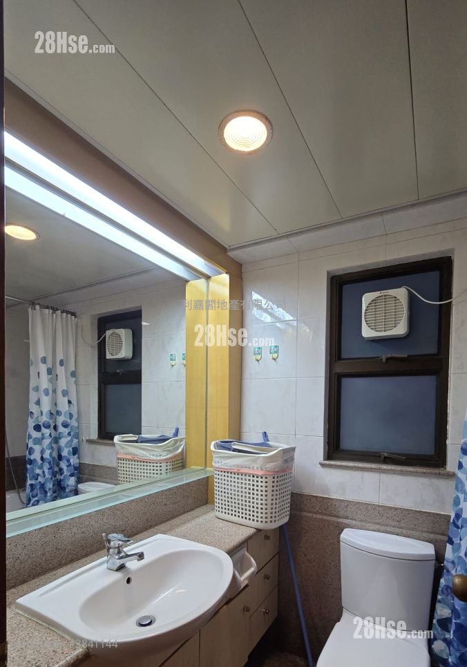 Honor Villa Sell 3 Bedrooms , 2 Bathrooms 681 ft²