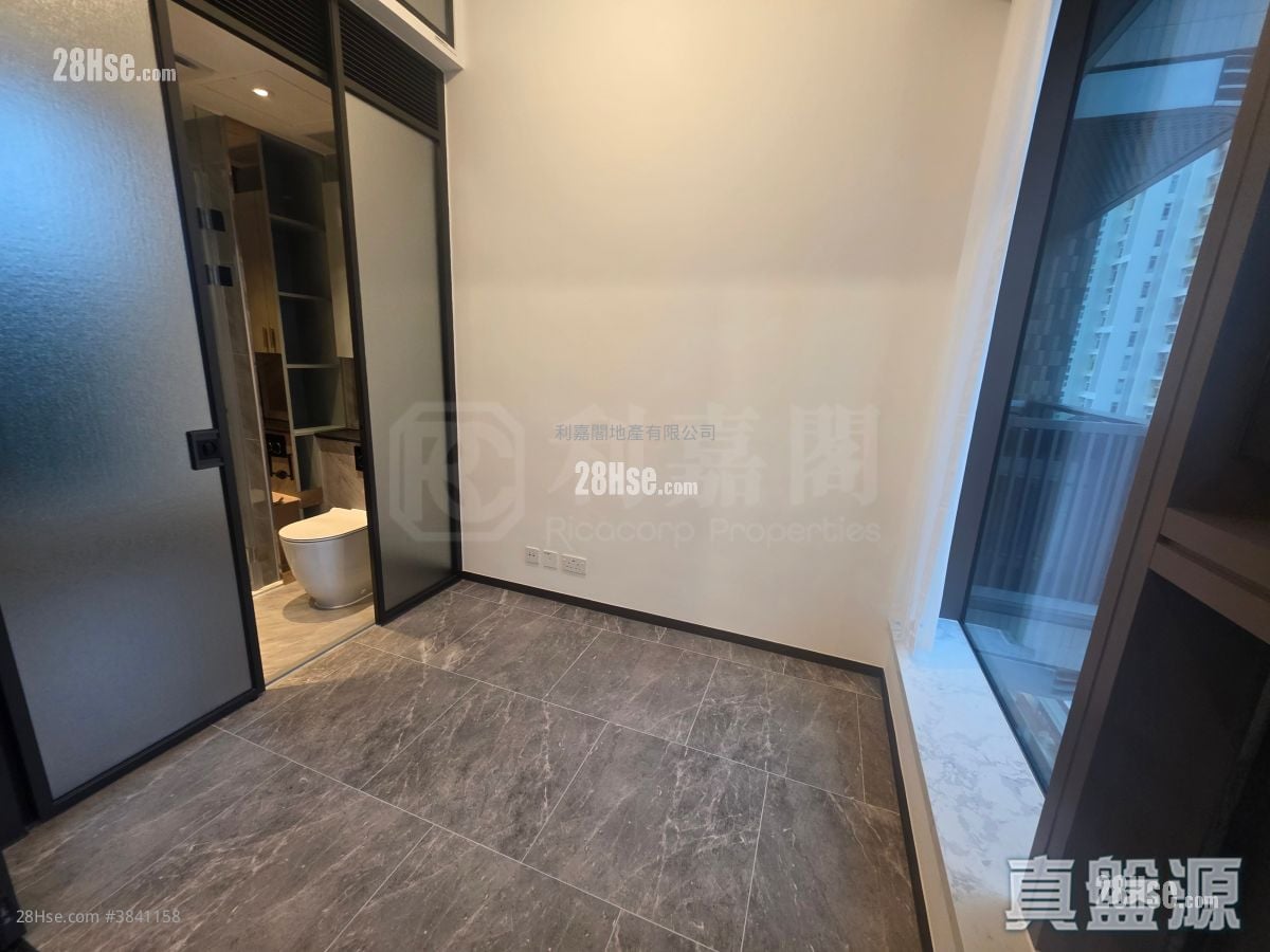 Belgravia Place Sell 1 Bedroom 264 ft²