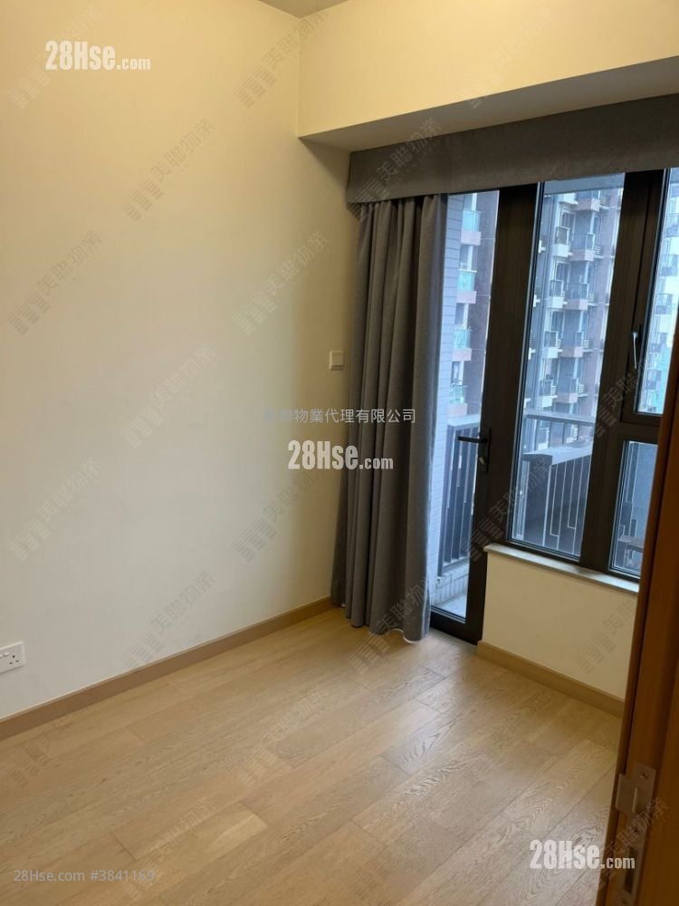 Sol City Rental 1 Bedroom , 1 Bathroom 331 ft²