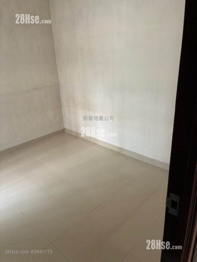 華明邨 售盤 3 房 , 2 浴室 566 平方呎