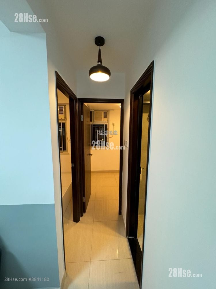 Tsuen Wan Centre Rental 2 Bedrooms , 1 Bathroom 354 ft²