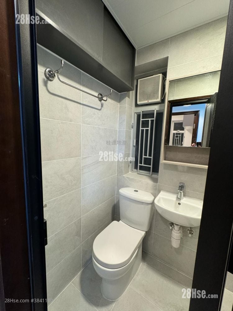 Tsuen Wan Centre Rental 2 Bedrooms , 1 Bathroom 354 ft²
