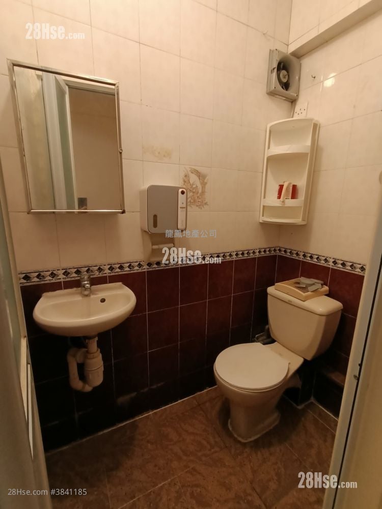 Bedford Mansion Sell 3 Bedrooms , 1 Bathroom 376 ft²