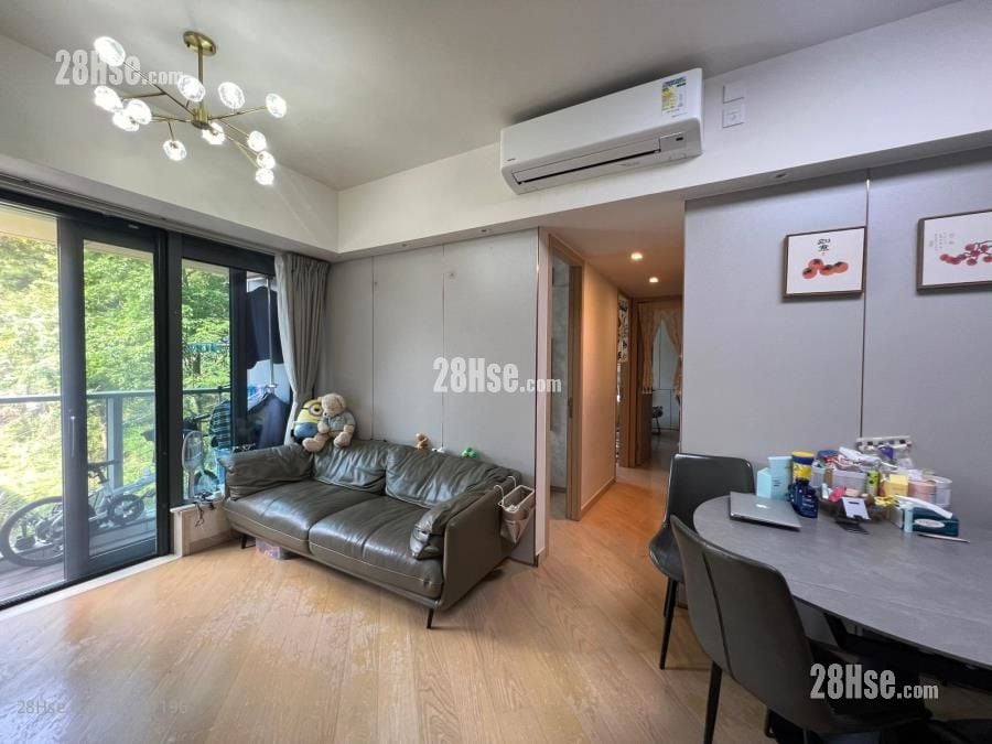 The Regent Sell 4 Bedrooms , 2 Bathrooms 748 ft²